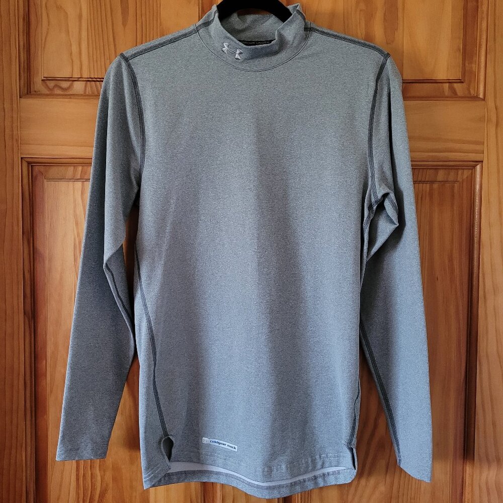 Men's Under Armour heather gray COLDGEAR long sleeve shirt with mock turtle neck
